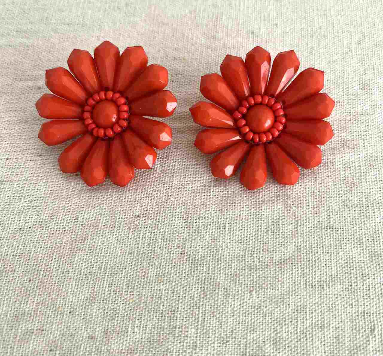 PENDIENTES NINA DE RESINA