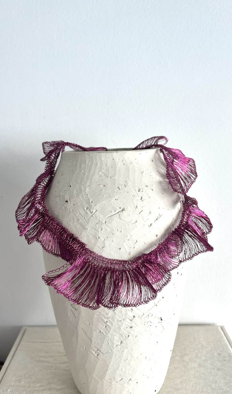 COLLAR DE HOJAS EN ALAMBRE DE COBRE