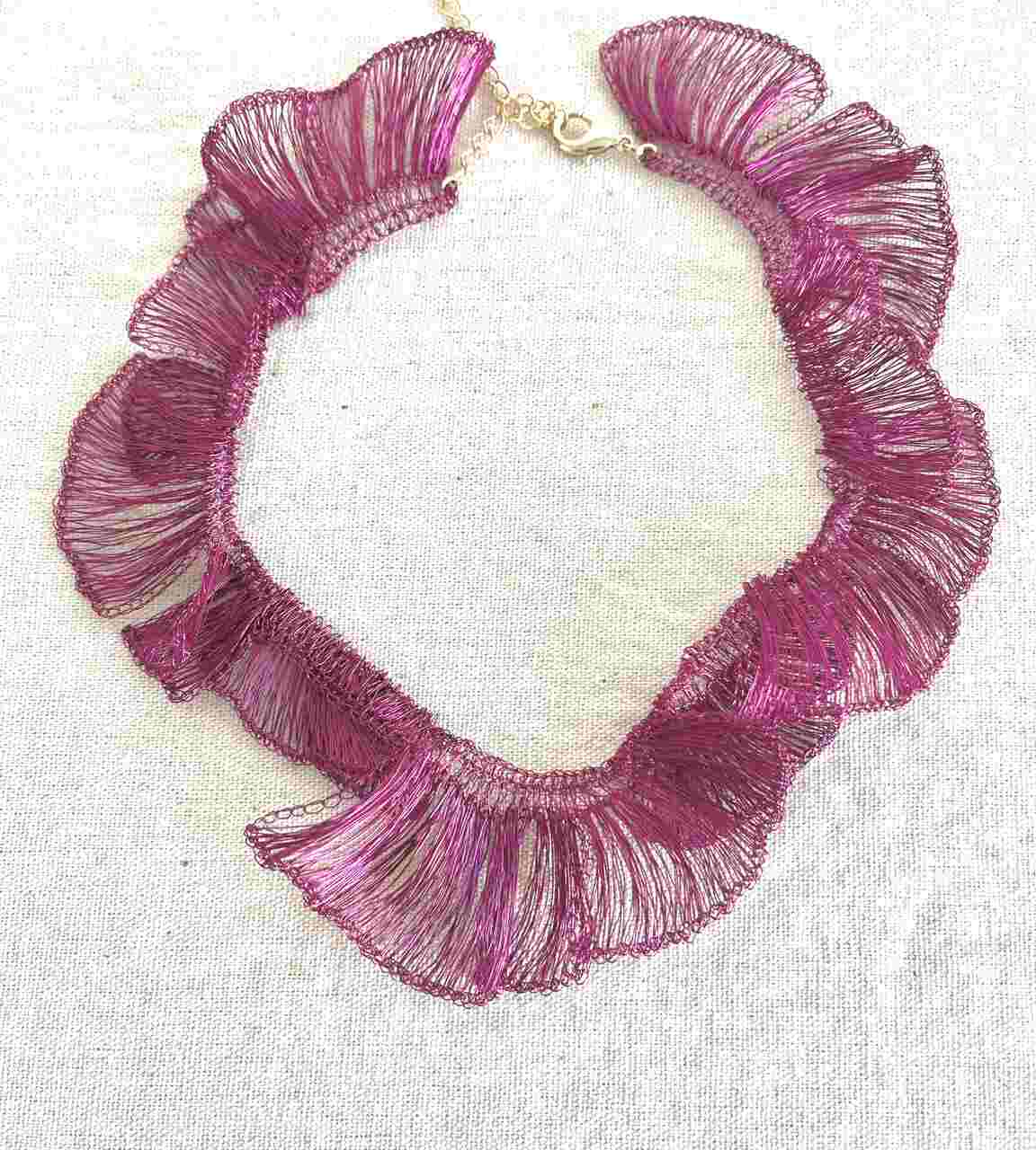 COLLAR DE HOJAS EN ALAMBRE DE COBRE
