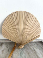 Cargar imagen en el visor de la galería, ABANICO  BAMBU
