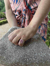 Cargar imagen en el visor de la galería, ANILLO IOLE PIEDRA NATURAL MAX
