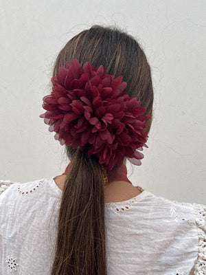 PEINA FLOR PETALOS