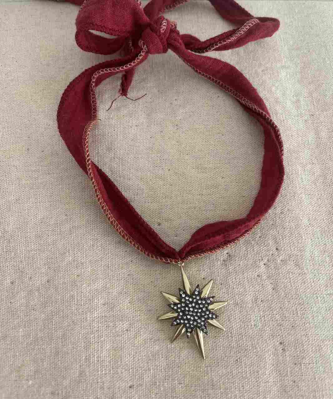 CHOKER COLLAR ESTRELLA NOIR