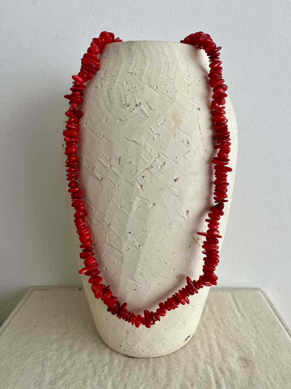 COLLAR PIEDRAS ROJO