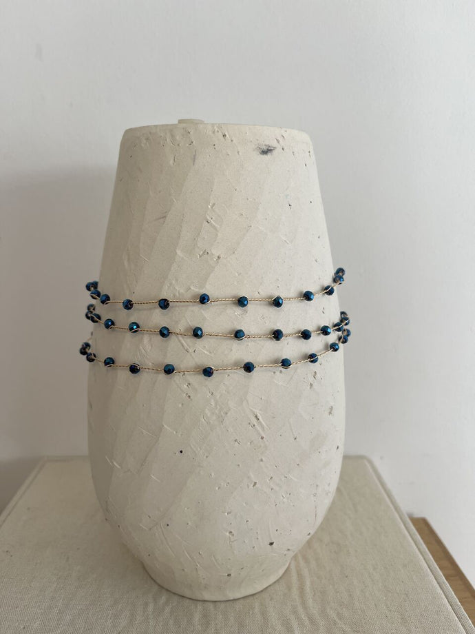 CHOKER HILOS DORADOS AZUL OSCURO