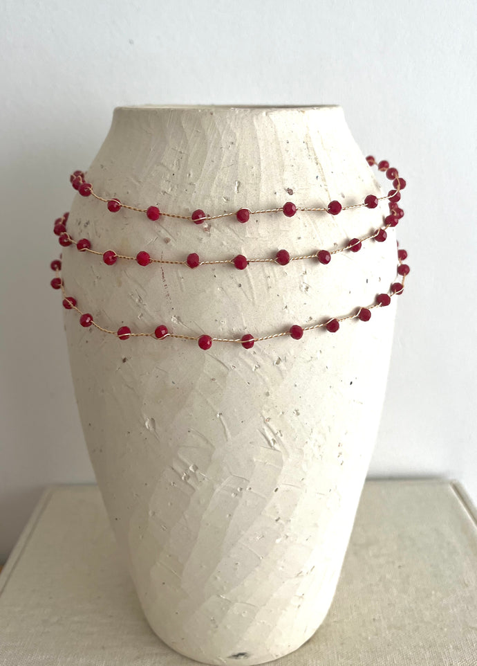 CHOKER HILOS DORADOS CEREZA