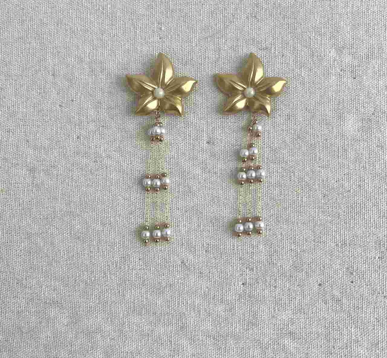 PENDIENTES FLOR Y PERLAS