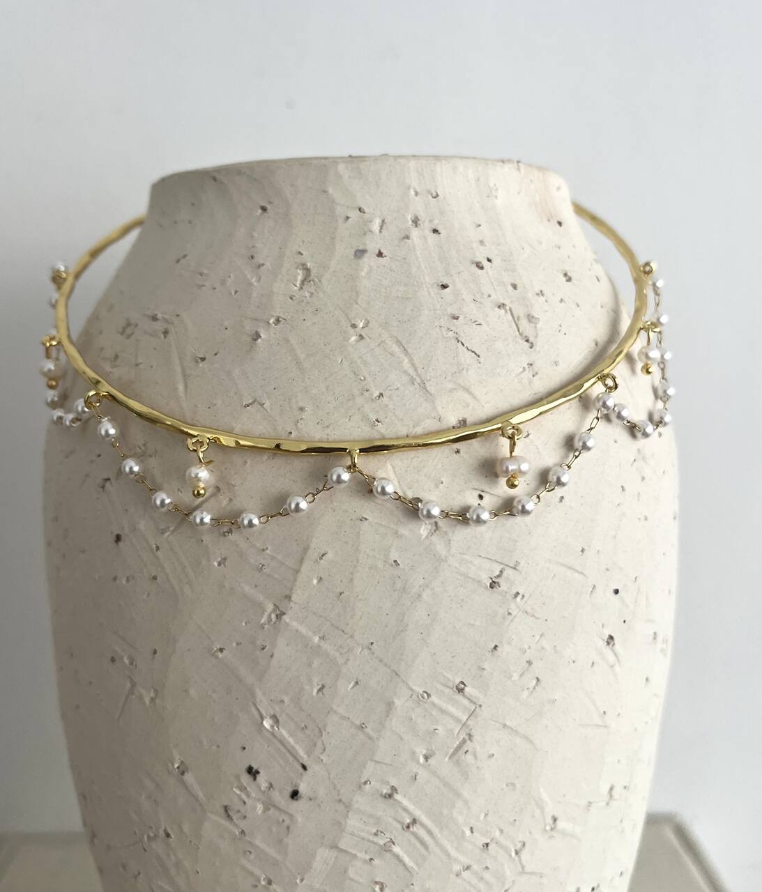 CHOKER CADENA Y PERLAS