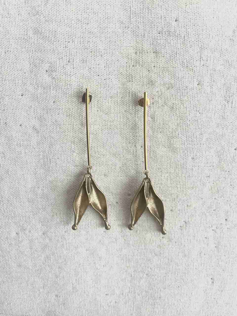 PENDIENTES HOJA MAGNOLIO