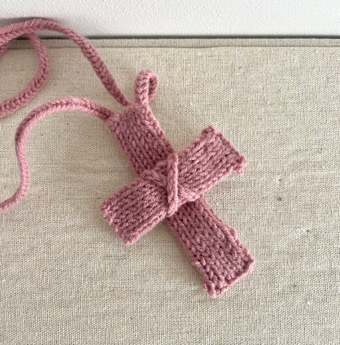 COLGANTE CRUZ PUNTO