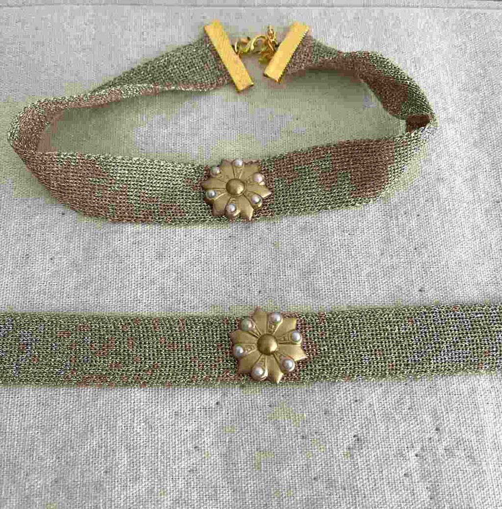 CHOKER FLOR PERLADA