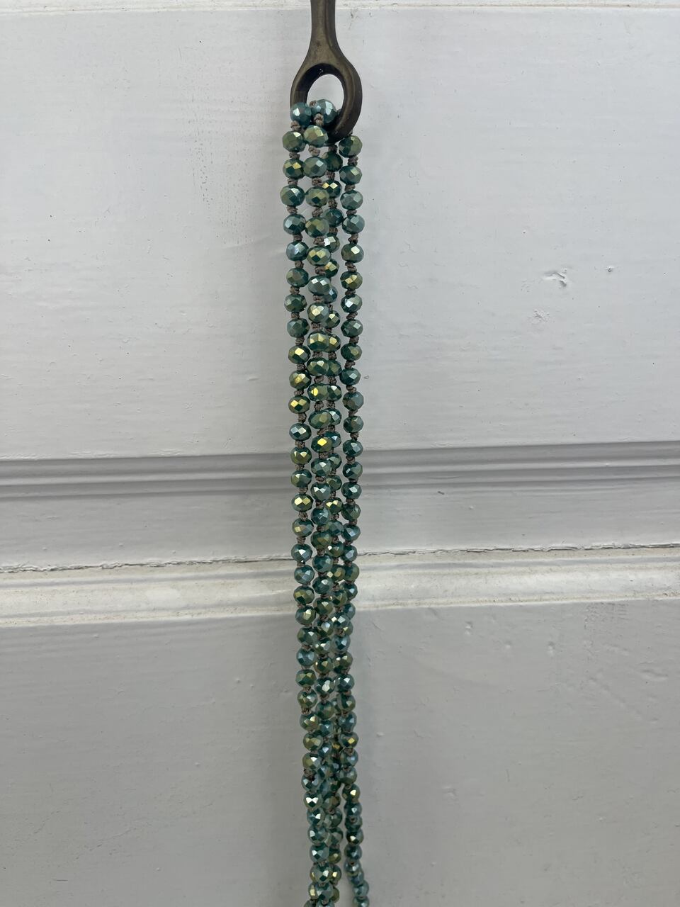 COLLAR NUDOS DE SEDA Y CRISTAL