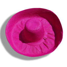 Cargar imagen en el visor de la galería, Sombreros de rafia Capeline artesanía de Madagascar
