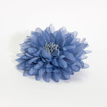 Cargar imagen en el visor de la galería, FLOR GASA PETALOS
