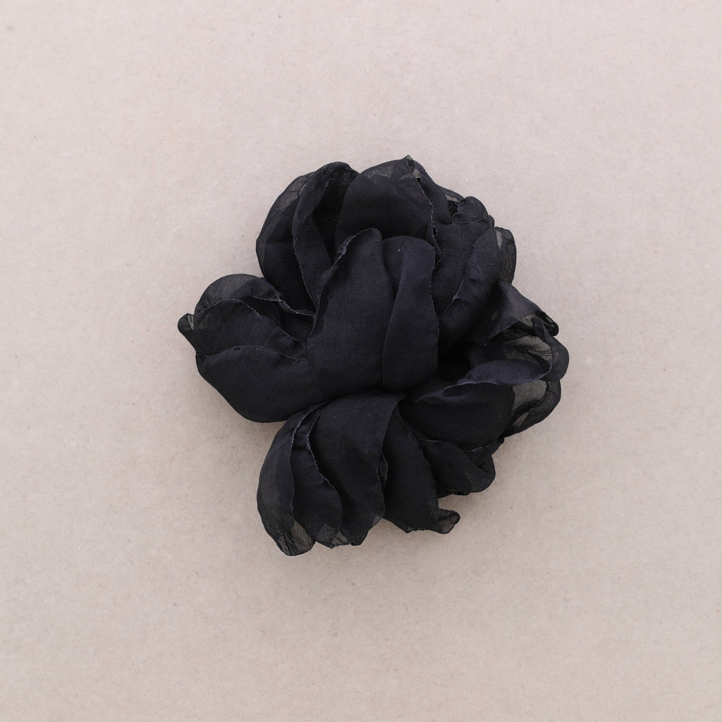 BROCHE FLOR SEDA PETALE