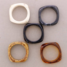 Cargar imagen en el visor de la galería, PULSERA RESINA
