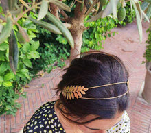 Cargar imagen en el visor de la galería, TIARA DIADEMA ROMANA
