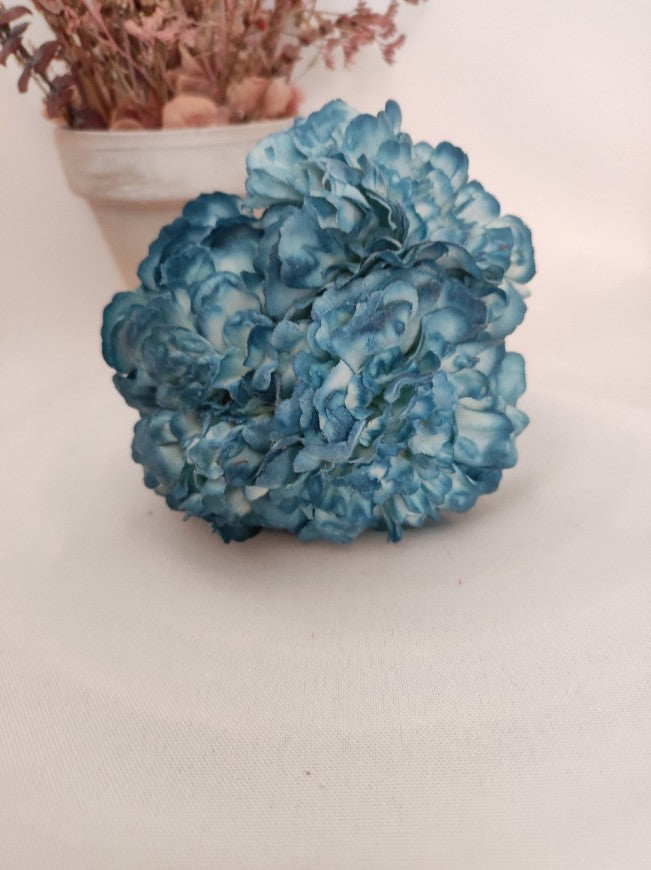 FLORES AZULES