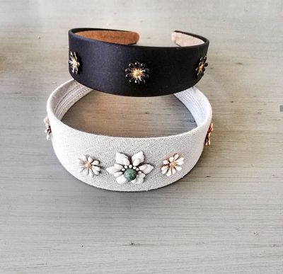 DIADEMA CON ABALORIOS